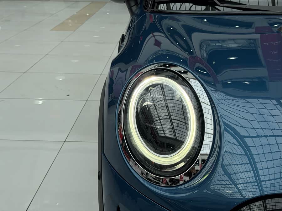 MINI MINI 2022