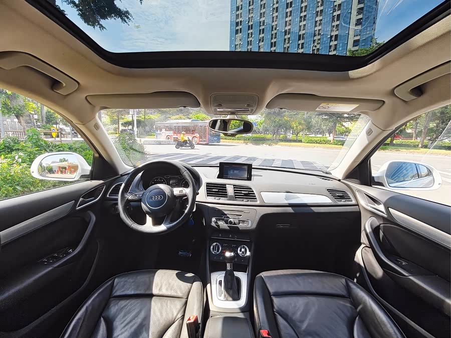 Audi Q3 2015