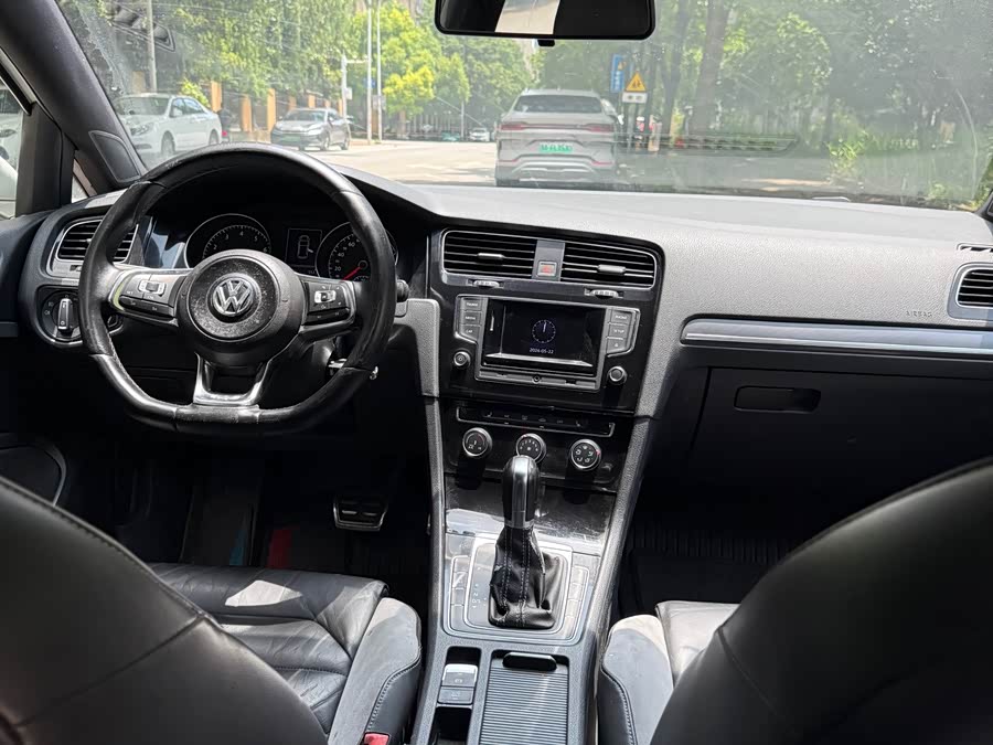 Volkswagen Golf 2016
