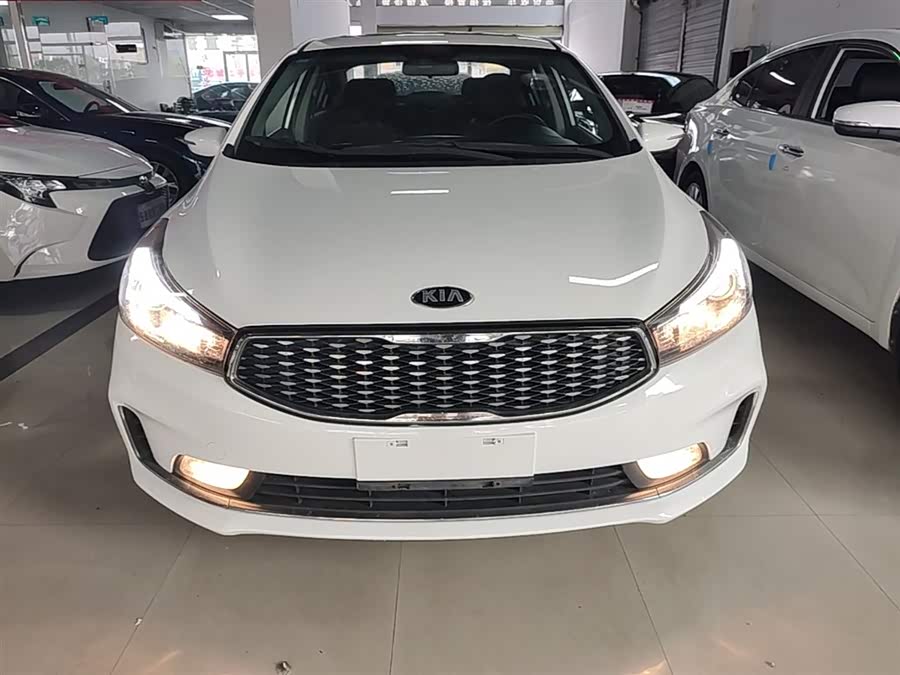 Kia K3 2016