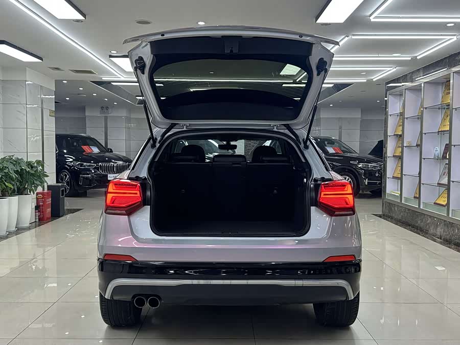 Audi Q2L 2018