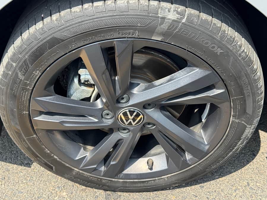 Volkswagen Golf 2023