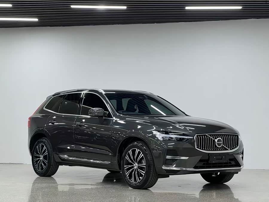 Volvo XC60 2022