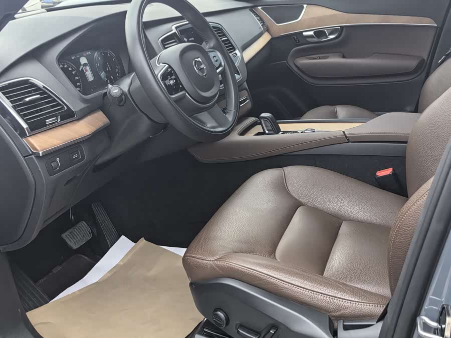 Volvo XC90 2021