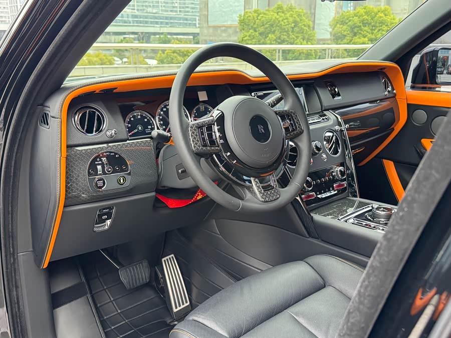 Rolls-Royce Cullinan 2020