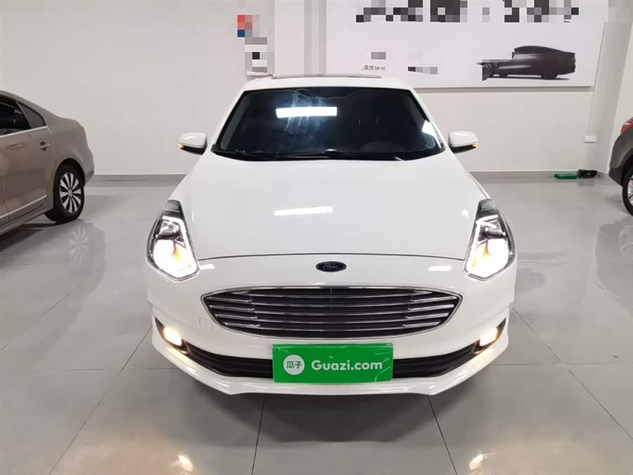 Ford Forrest 2019