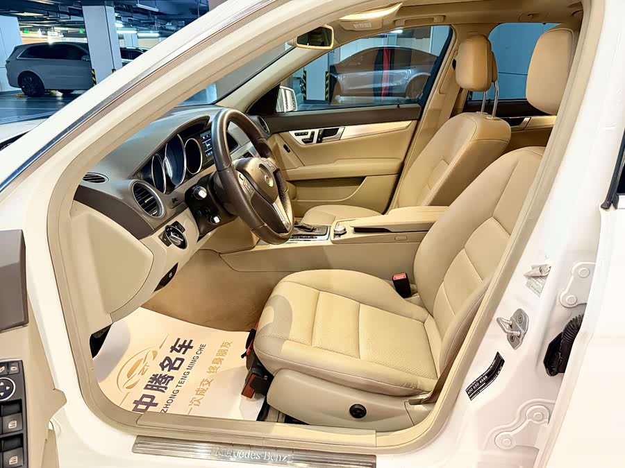 Mercedes-Benz C-Class 2011