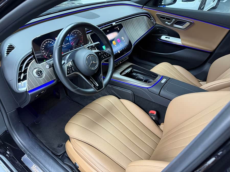 Mercedes-Benz E-Class 2024