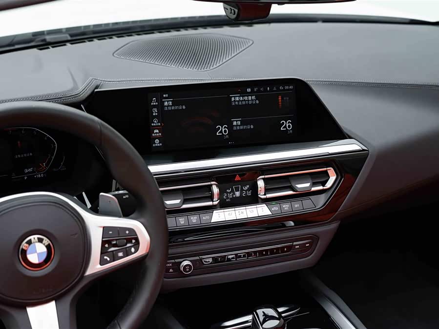 BMW Z4 2023 — фото 13