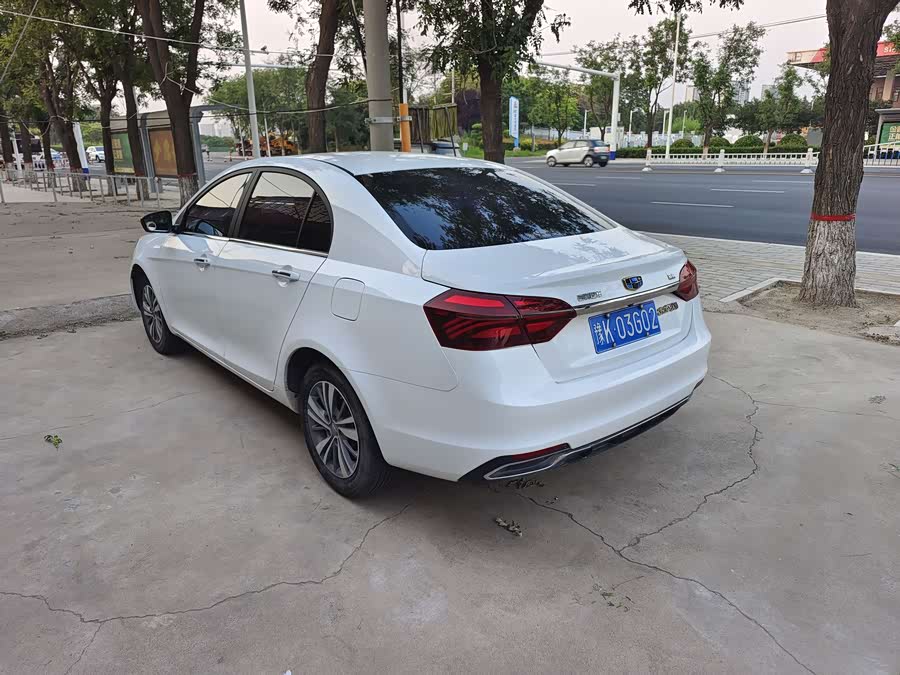 Geely Emgrand 2018