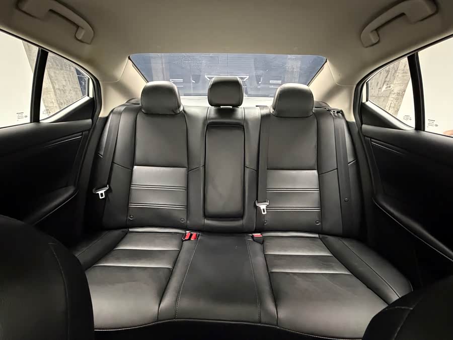 Nissan Sylphy 2022 — фото 16