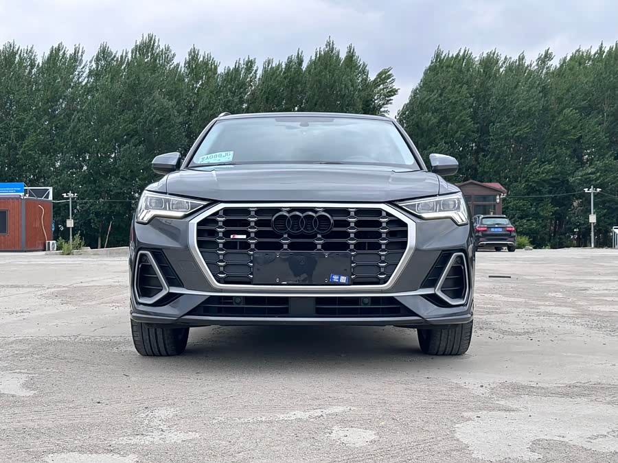 Audi Q3 2023