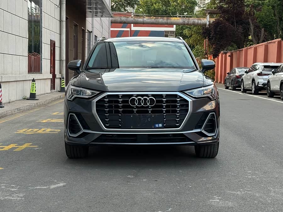 Audi Q3 2023