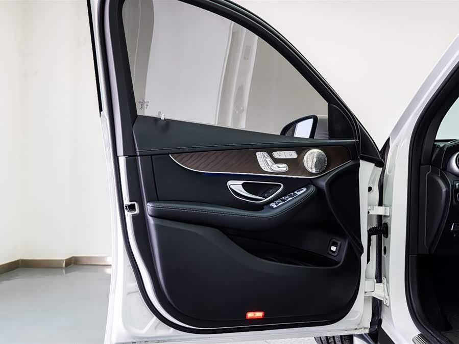 Mercedes-Benz GLC 2022 — фото 10