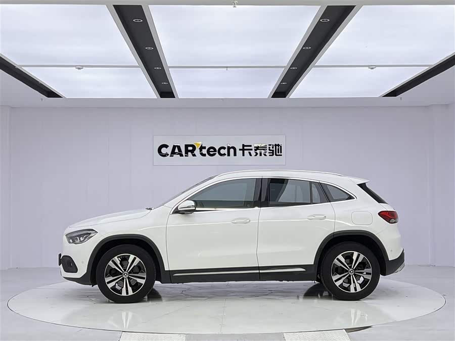 Mercedes-Benz GLA 2020