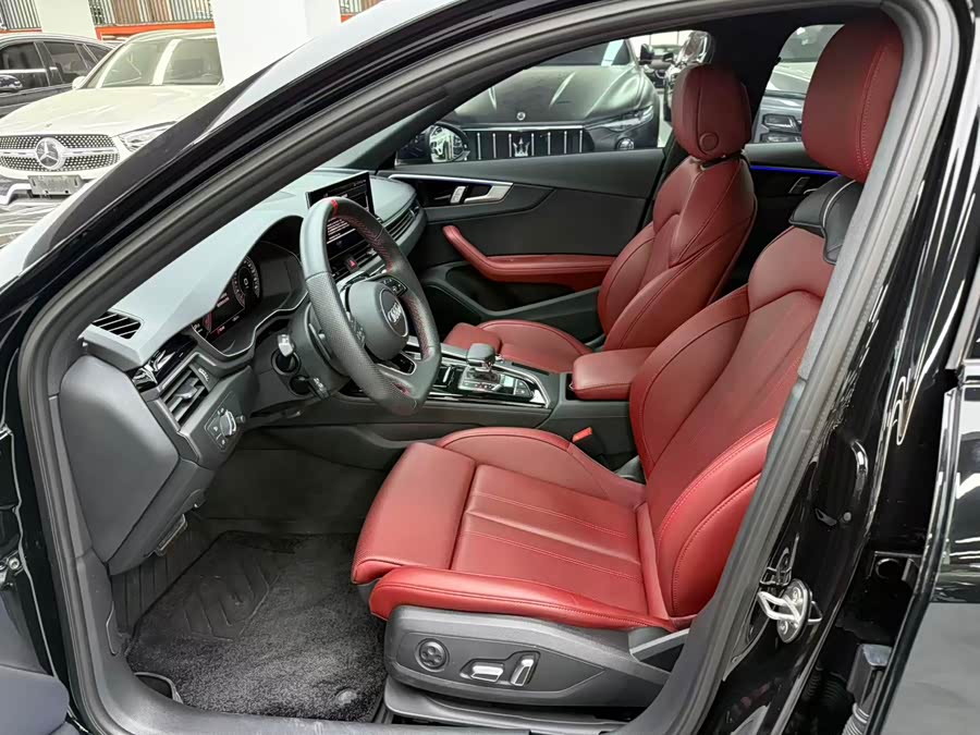 Audi A4L 2025