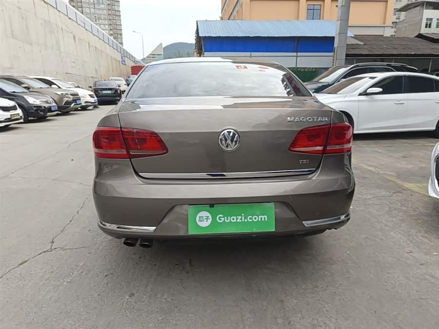 Volkswagen Magotan 2016