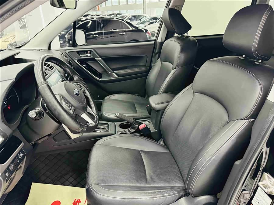 Subaru Forester 2016 — фото 12