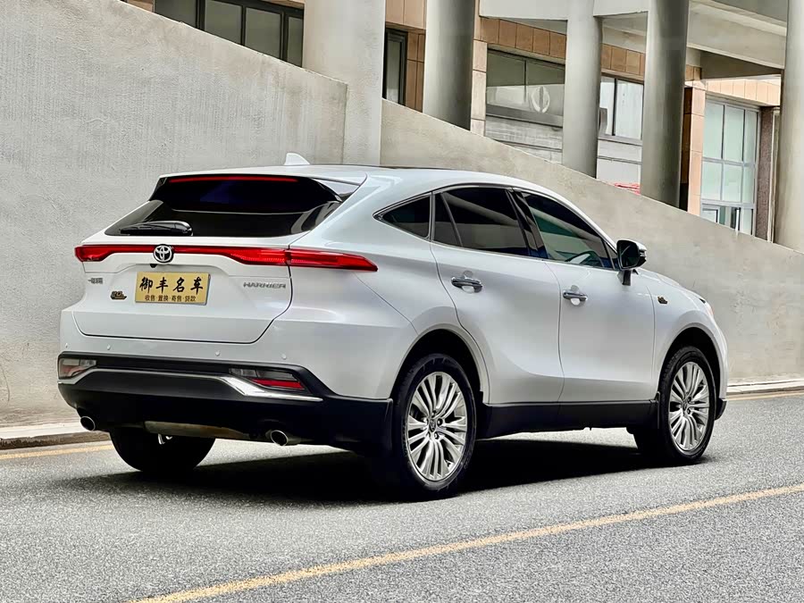 Toyota Harrier 2023