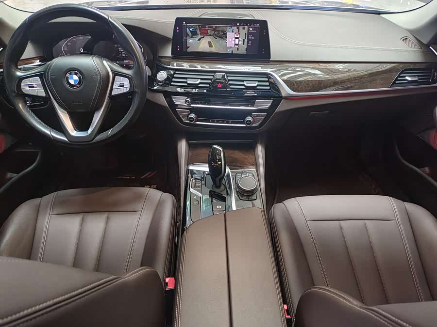 BMW 5 Series 2020 — фото 16