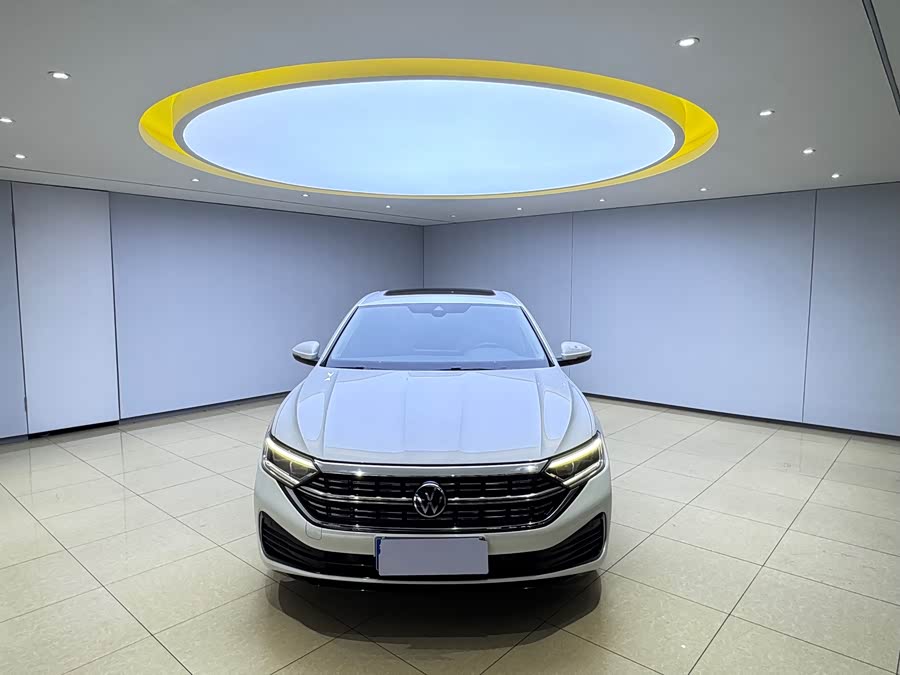 Volkswagen Sagitar 2023