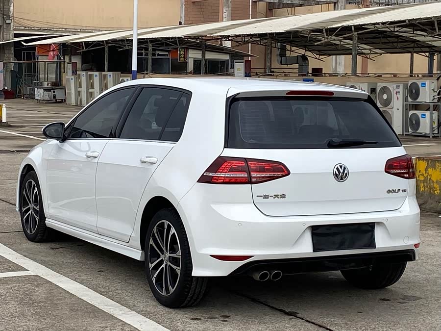 Volkswagen Golf 2016