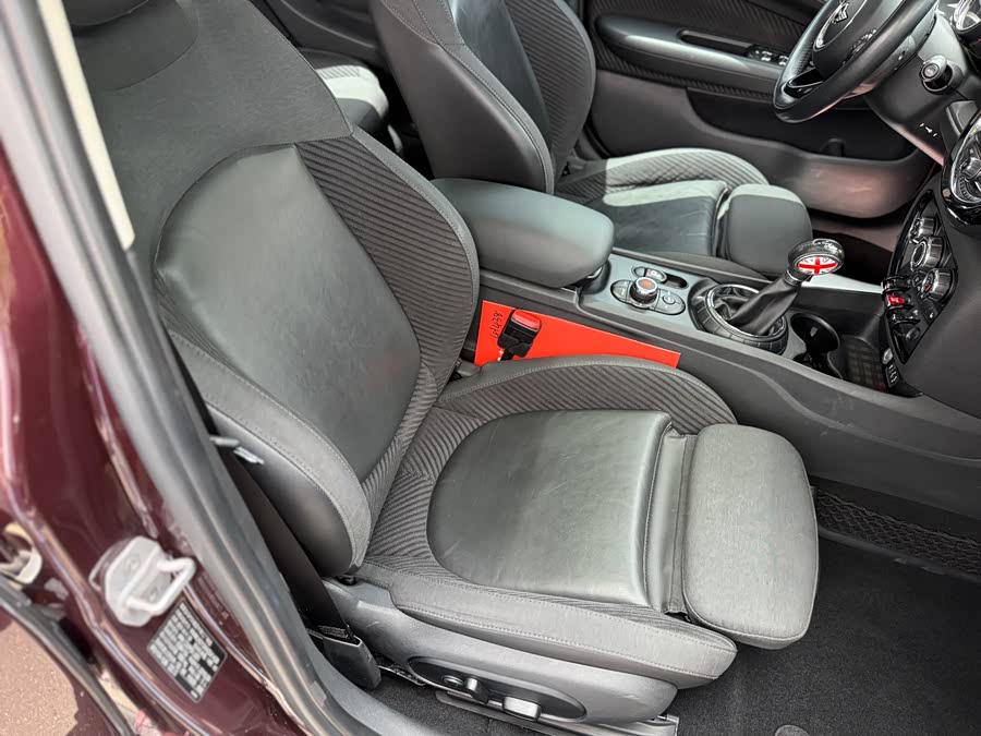MINI Clubman 2016 — фото 12