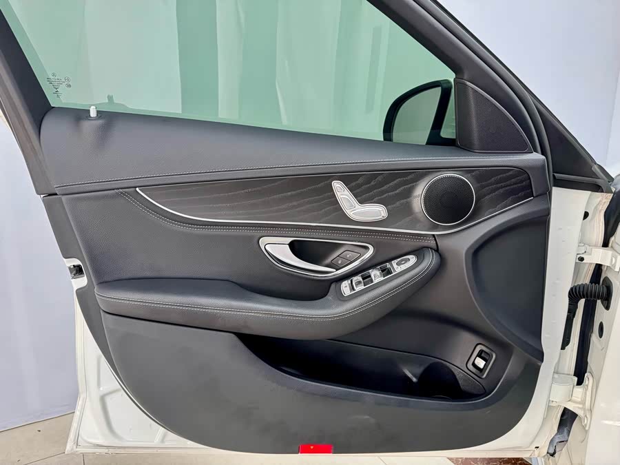 Mercedes-Benz C-Class 2020