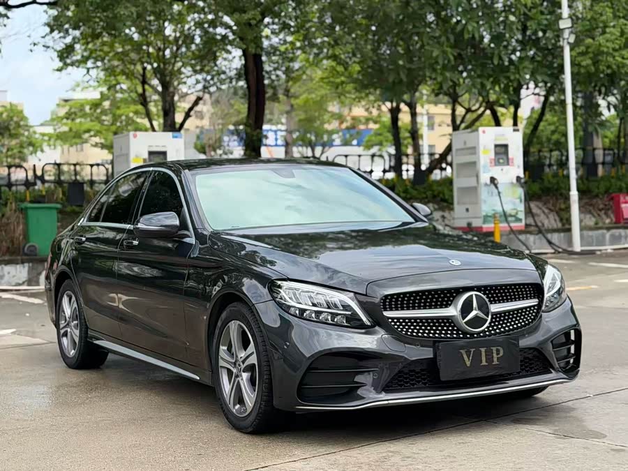 Mercedes-Benz C-Class 2021