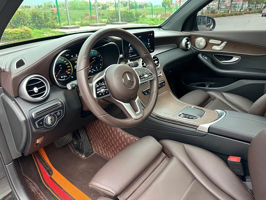 Mercedes-Benz GLC 2022