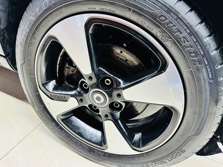 smart fortwo 2018 — фото 11