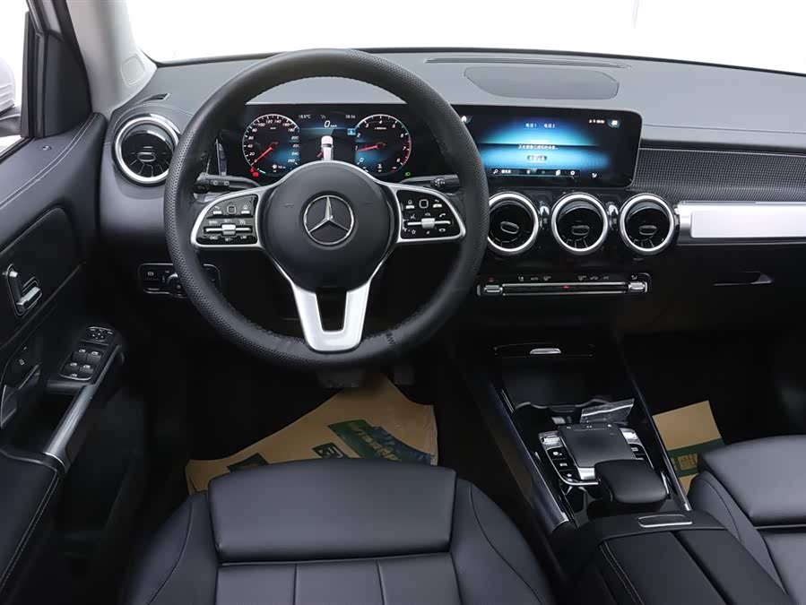 Mercedes-Benz GLB 2020 — фото 28