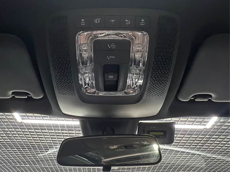Mercedes-Benz GLB 2023 — фото 18