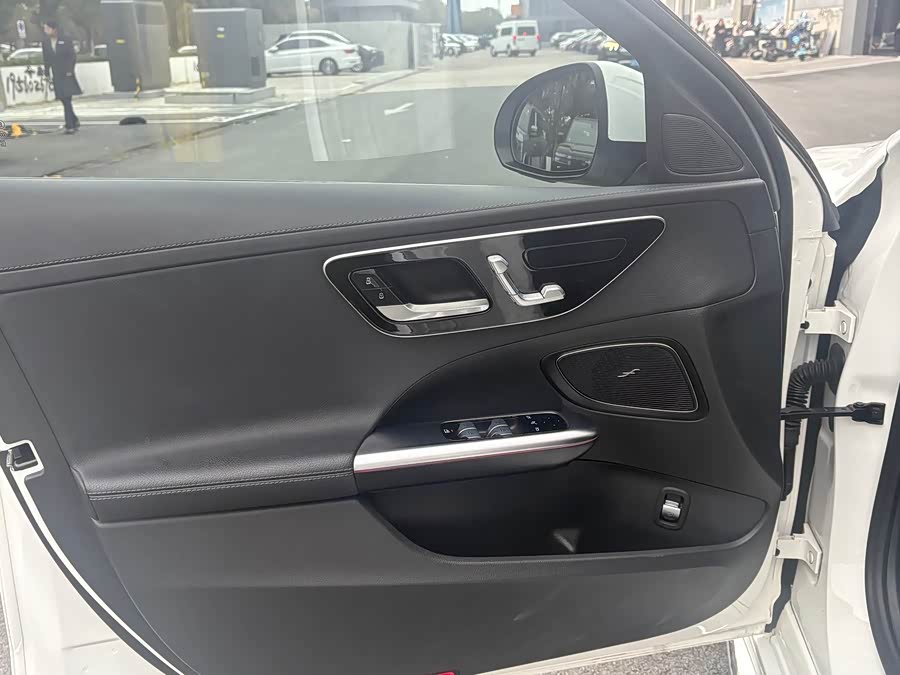Mercedes-Benz C-Class 2022