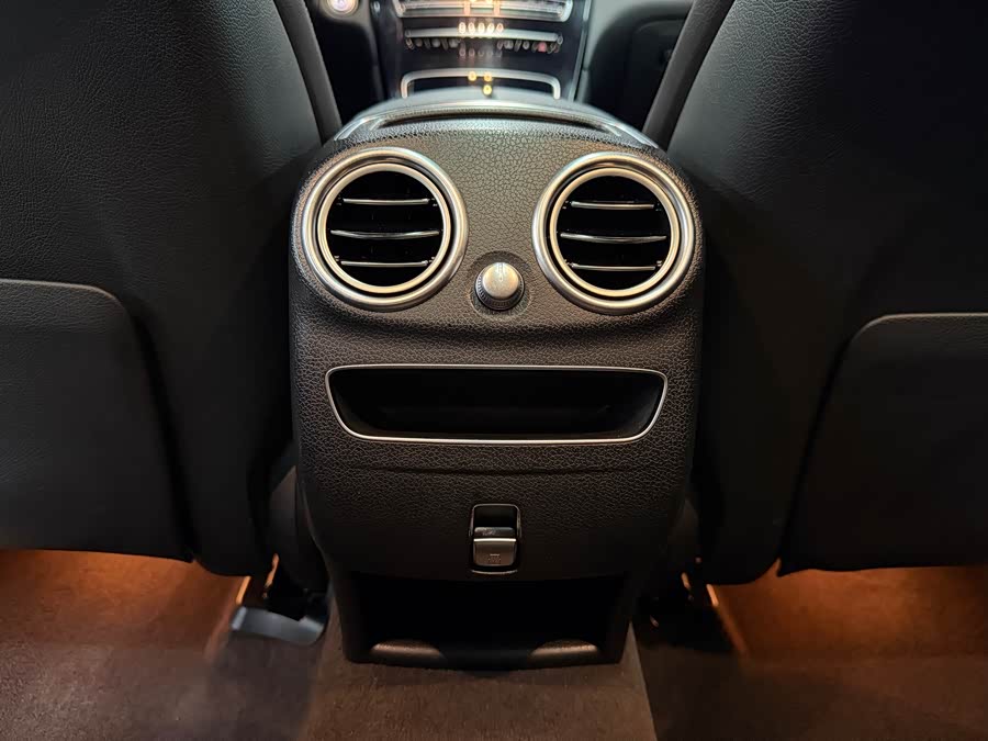 Mercedes-Benz GLC 2020 — фото 20