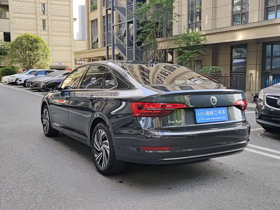 Volkswagen Sagitar 2021