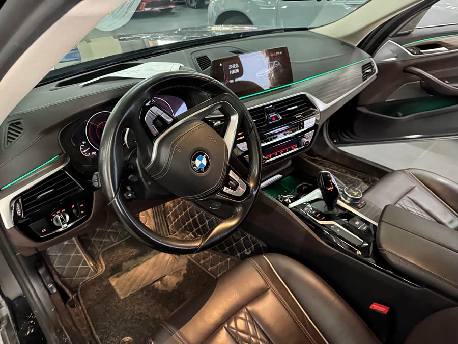 BMW 5 Series 2019