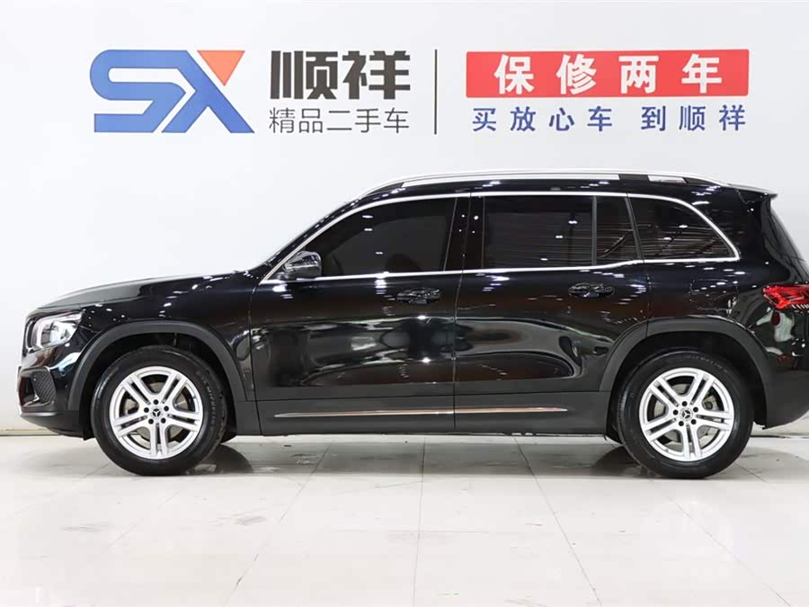 Mercedes-Benz GLB 2023