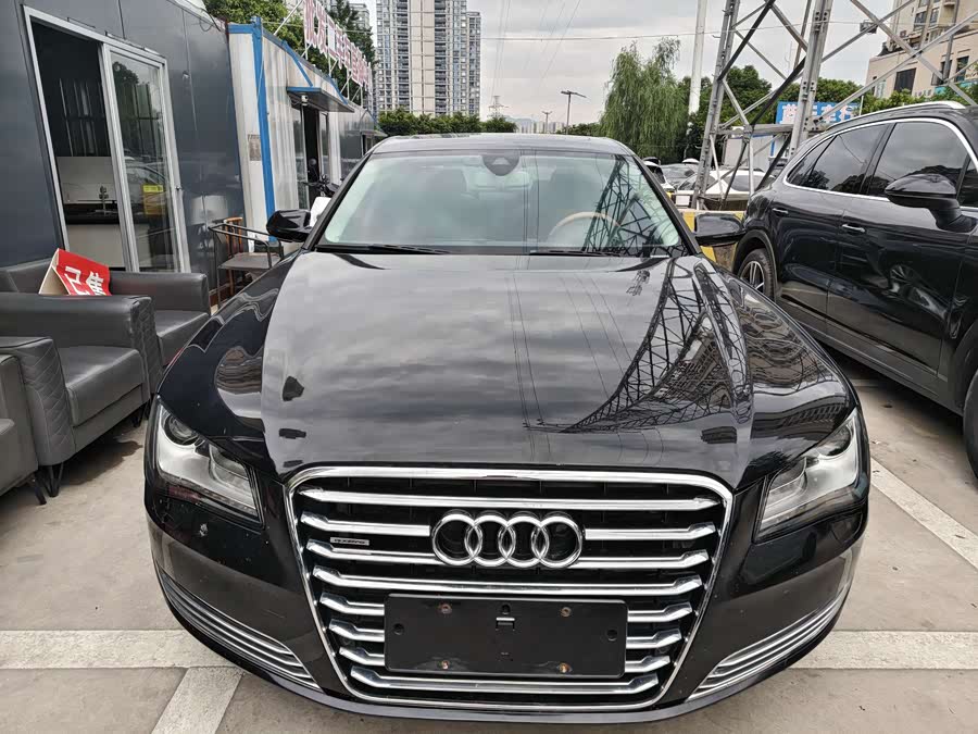 Audi A8 2013