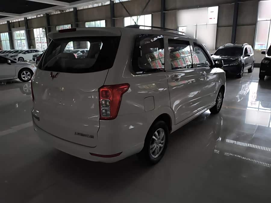 Wuling Hongguang 2019
