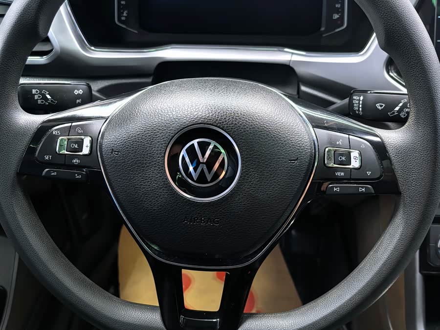 Volkswagen T-Cross 2021 — фото 13