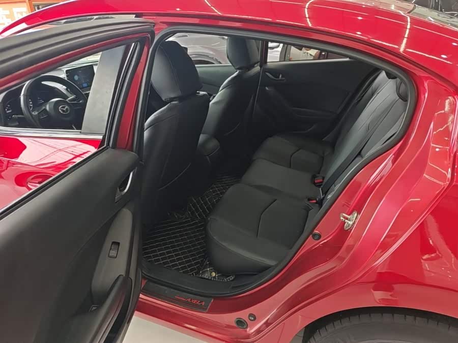 Mazda 3 Angkesela 2017 — фото 17
