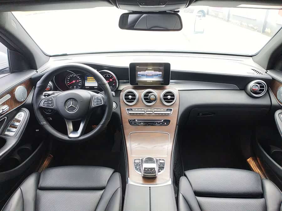 Mercedes-Benz GLC 2016