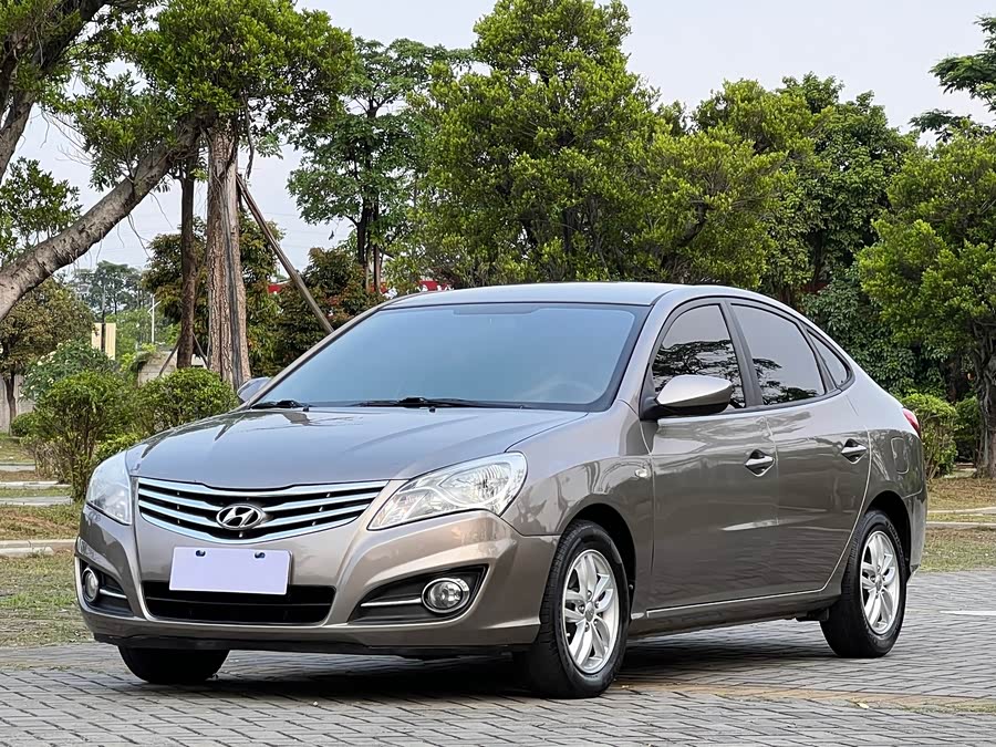 Hyundai Joyful 2011