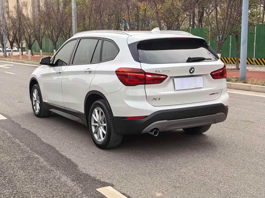 BMW X1 2019 — фото 16