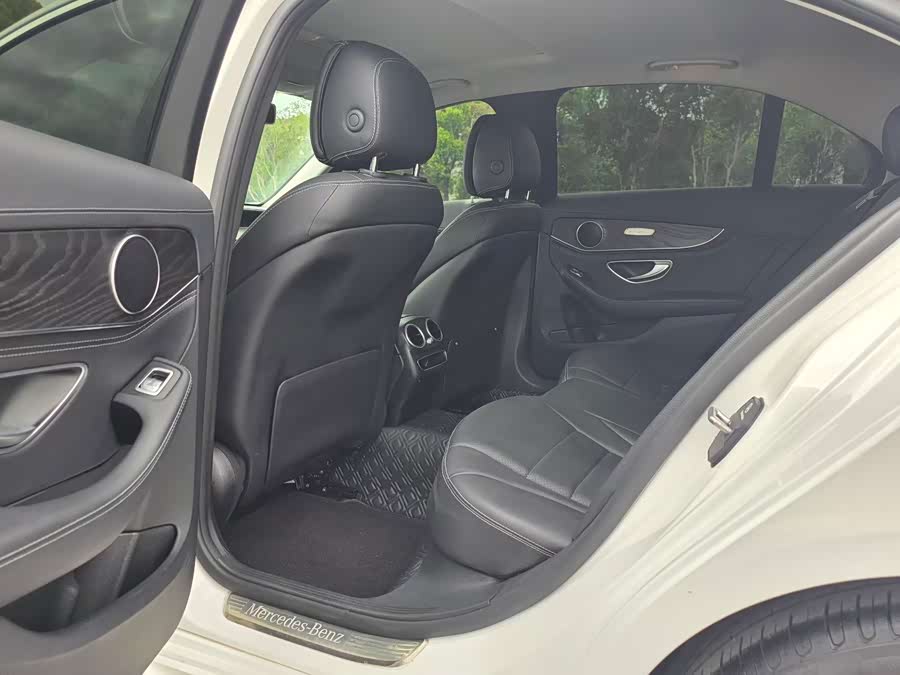 Mercedes-Benz C-Class 2020