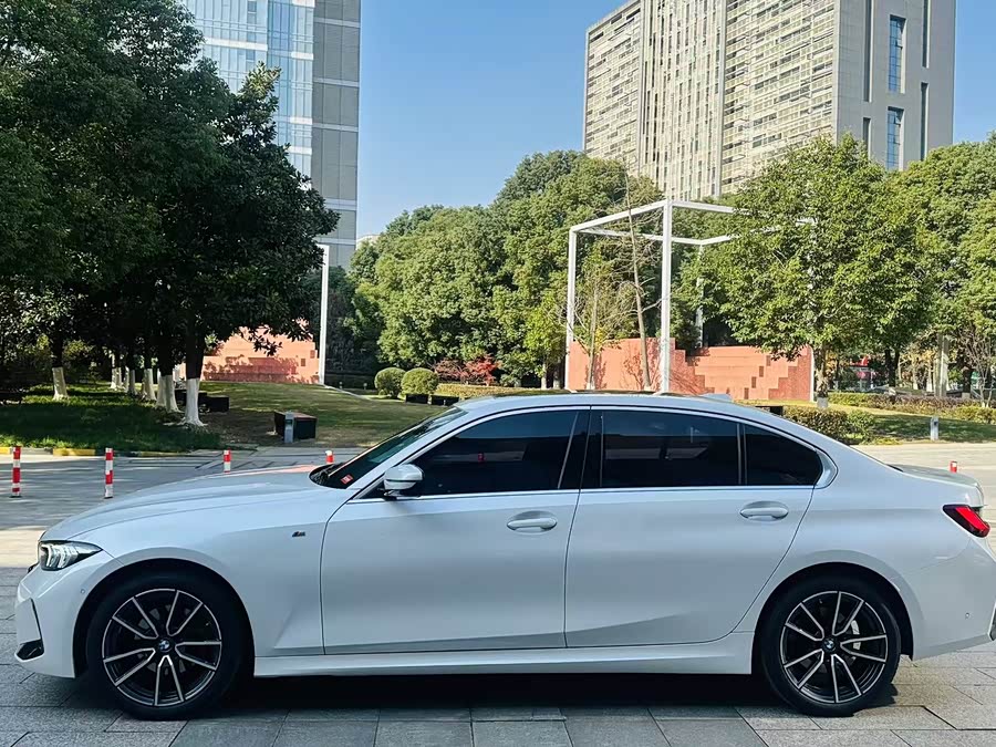 BMW 3 Series 2024