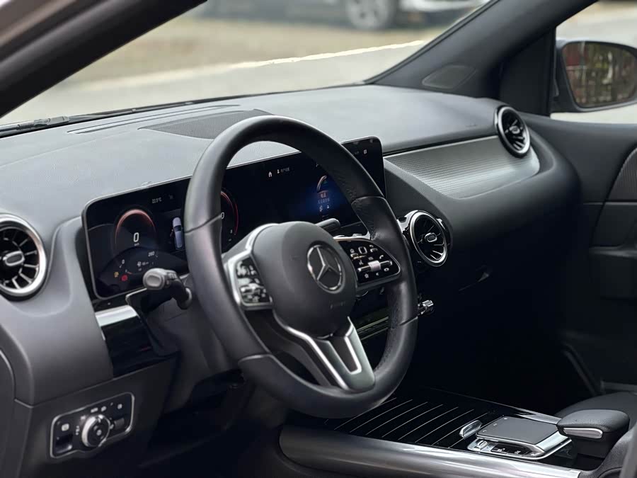 Mercedes-Benz B-Class 2020