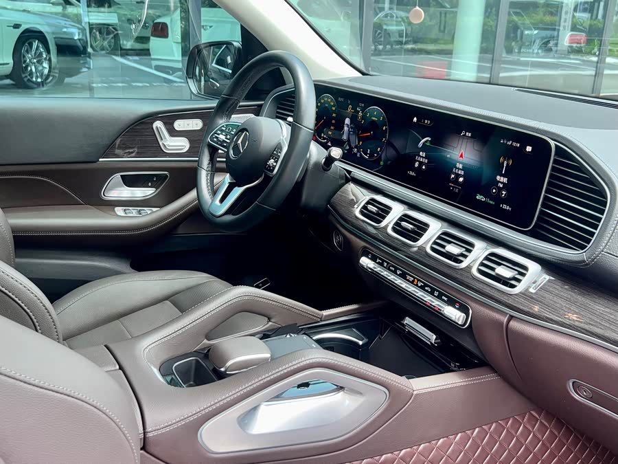 Mercedes-Benz GLE 2023 — фото 9