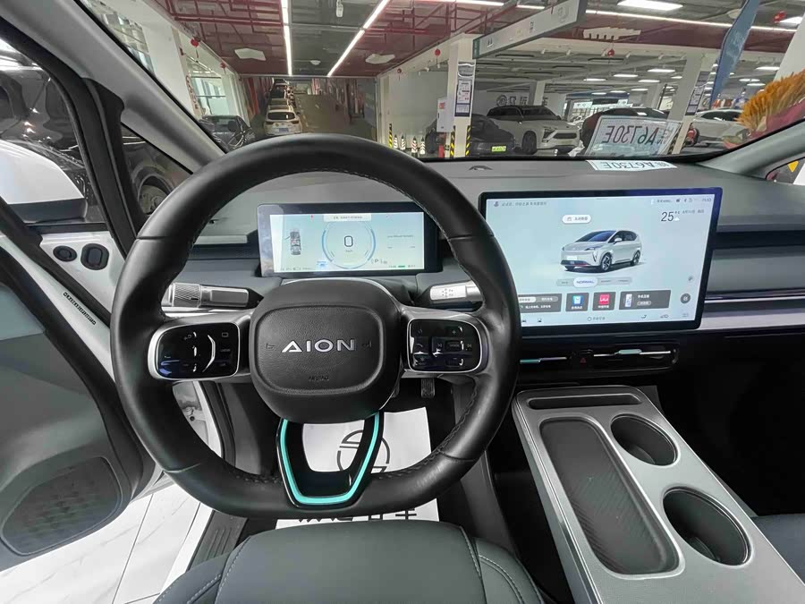 Aion Y 2023